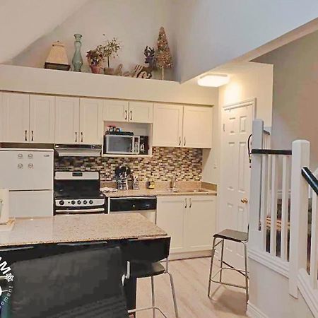 Blue Mountain, Collingwood - Loft Condo, Sleeps 4 Blue Mountains Bagian luar foto